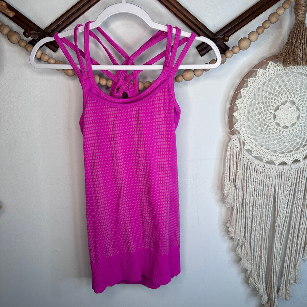 Athleta Mind Over Matter Pixel Pink Athletic Top